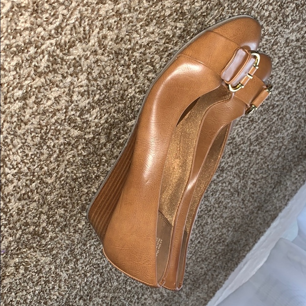 Wedges - Picture 4 of 6